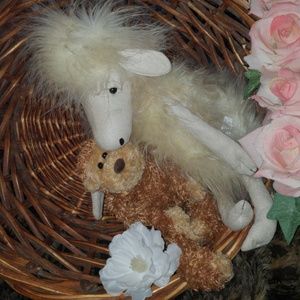 JellyCat's Shirley Sheep17inch pom line excellent